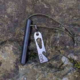 UCO TITAN FIRE STRIKER - FERRO ROD